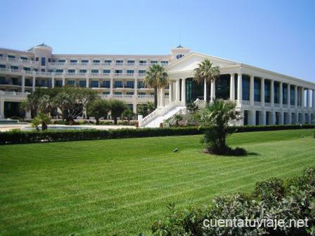 Hotel, en la Playa de Las Arenas